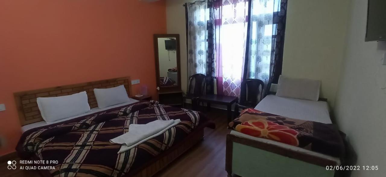 Peaceful Retreat Home Stay, Dalhousie Exteriör bild