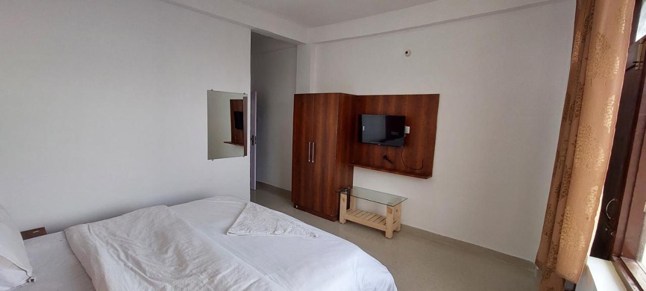 Peaceful Retreat Home Stay, Dalhousie Exteriör bild