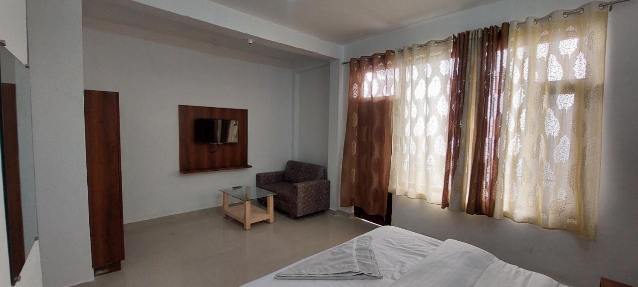 Peaceful Retreat Home Stay, Dalhousie Exteriör bild