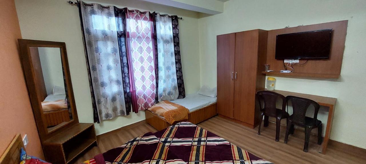 Peaceful Retreat Home Stay, Dalhousie Exteriör bild