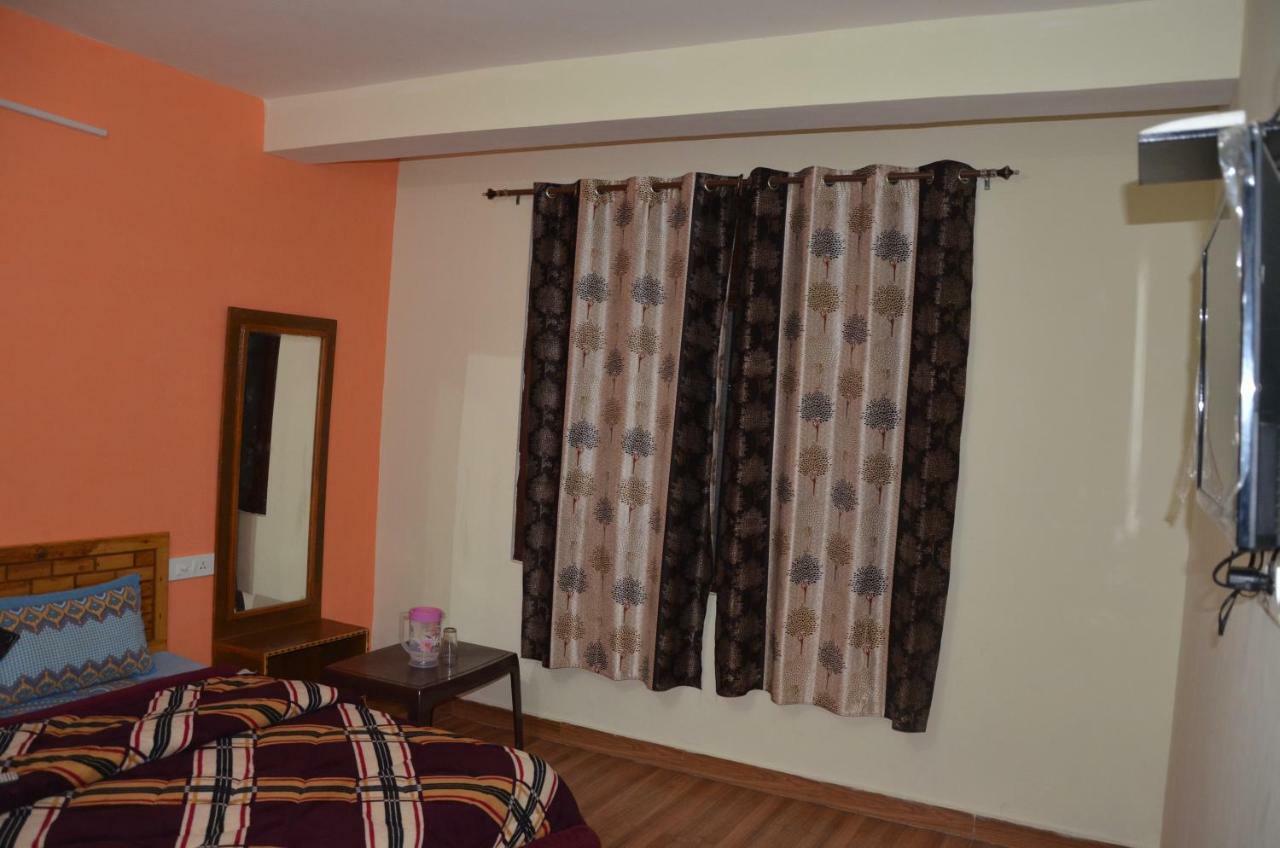 Peaceful Retreat Home Stay, Dalhousie Exteriör bild